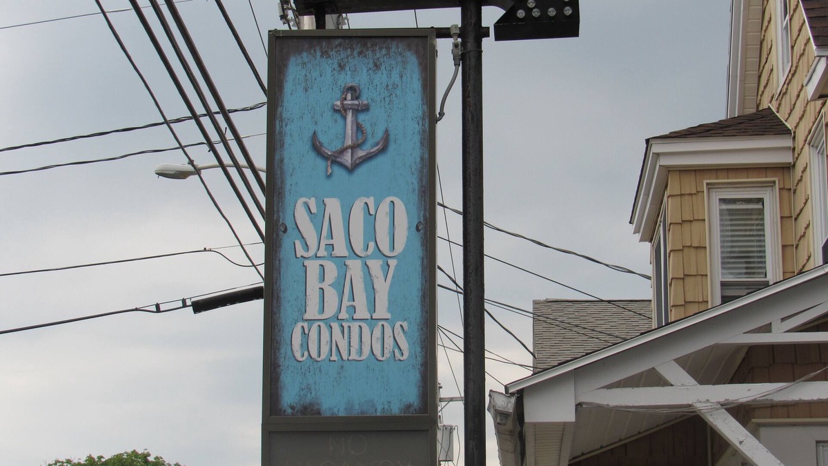 Old Orchard Beach Condo | Large three bedroom condo, steps from beach and amusement area