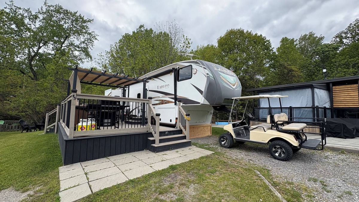 Sherkston House | Large Trailer at Sherkston Shores Resort