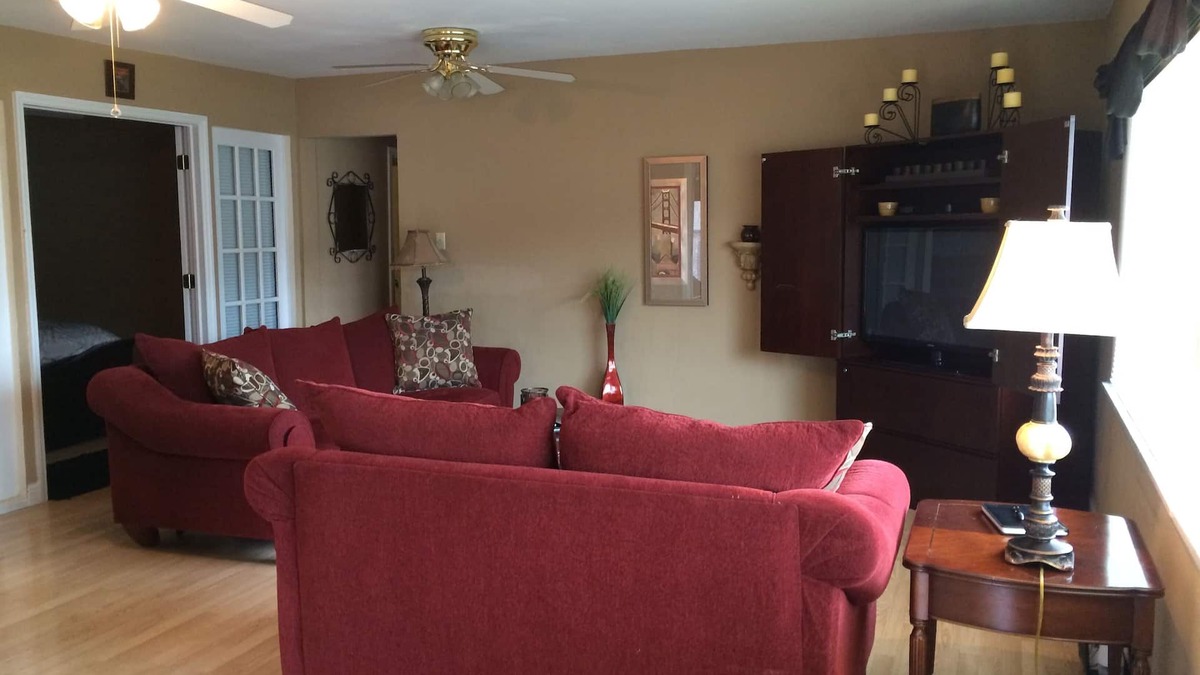 Eureka Villa | Large Villa Ste A, 1 Mile to Six Flags & Hidden Valley!
