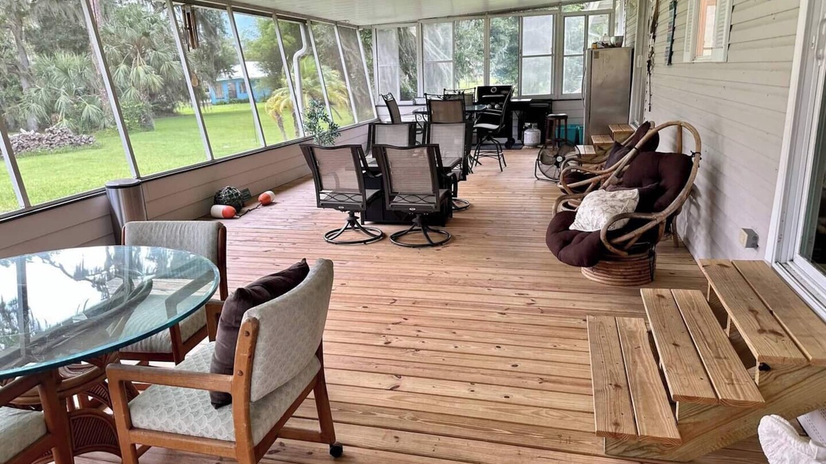 Georgetown House | Large Waterfront home w/dock