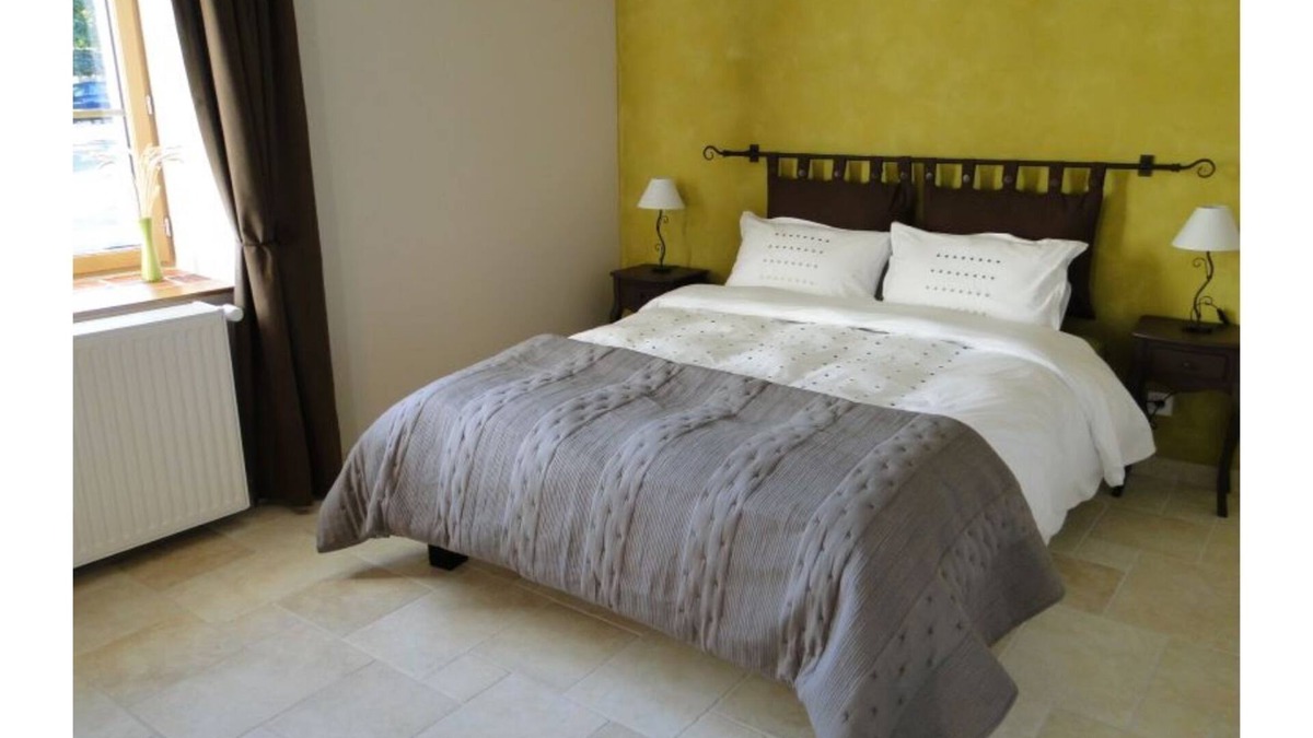 Morogues House | Large wine route gîte near Sancerre Centre France 6 bedrooms