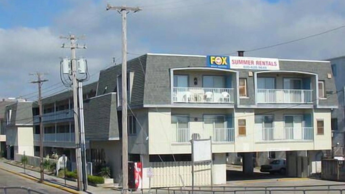 North End Condo | Larger unit! Private deck. So close to all the action, beach and boardwalk!