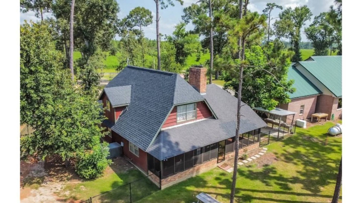 Donalsonville Cabin | Larry's Landing /// WATERFRONT