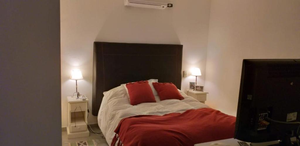 Lobos House | Las Acacias