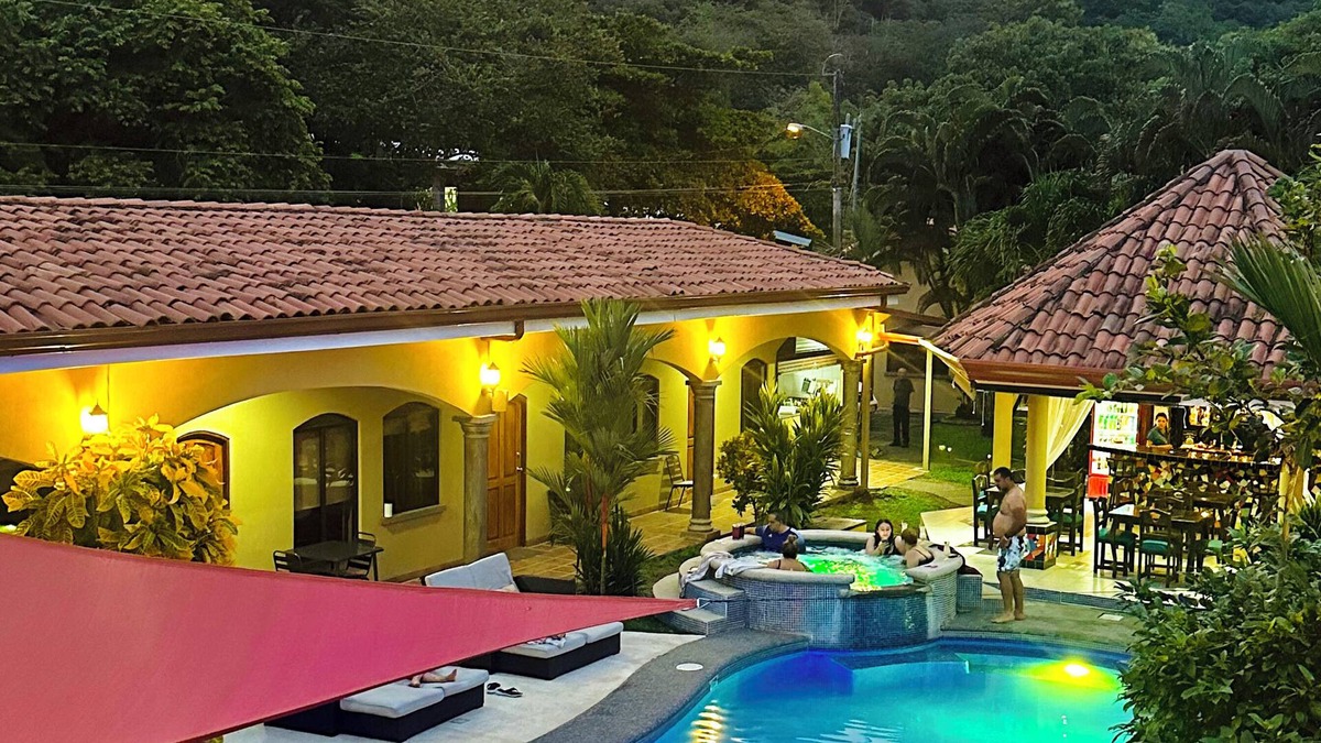 Playa Hermosa Resort | Las Brisas Resort and Villas