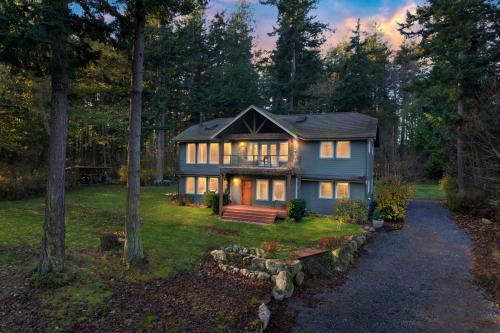 Lummi Island House | Las Casas Feliciano - Lummi Island