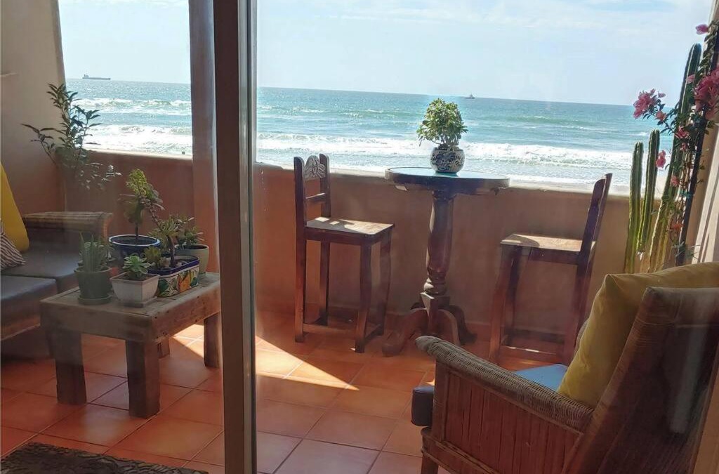 Mexicali Apartment | Las Olas Sunset and Oceanfront Paradise