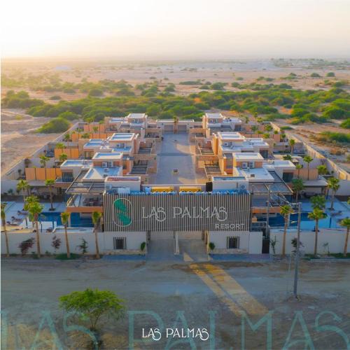 Al-Maghtas Ski Chalet | Las palmas resort
