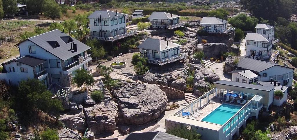 Sierra de los Padres Cabin | Las Piedras VIP Lodging