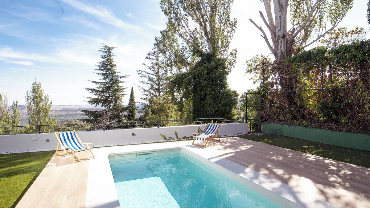 Miraflores de la Sierra House | Las vistas de Miraflores. Un espacio perfecto para venir en familia