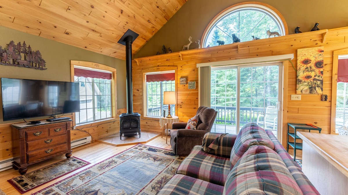 Tower Cabin | Last Min. Deals! Affordable 2 Bedroom Cabin Great For Short and Long Stays.