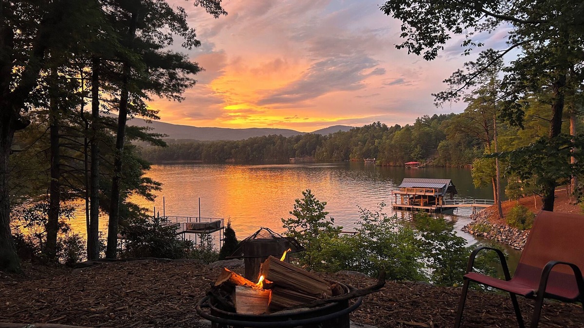 Forest Lake Heights House | Last minute deals & Mtn. Views from Deck & Private Dock, Cozy firepit, & Cove