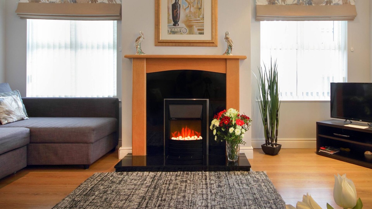 Larne House | Latharne Lodge, Immaculate detached house on the Causeway Coast