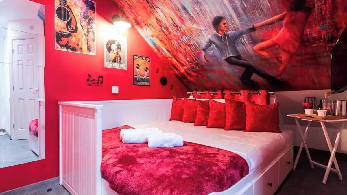 Sneinton Apartment | Latino Relax & Watch at Baila Casa