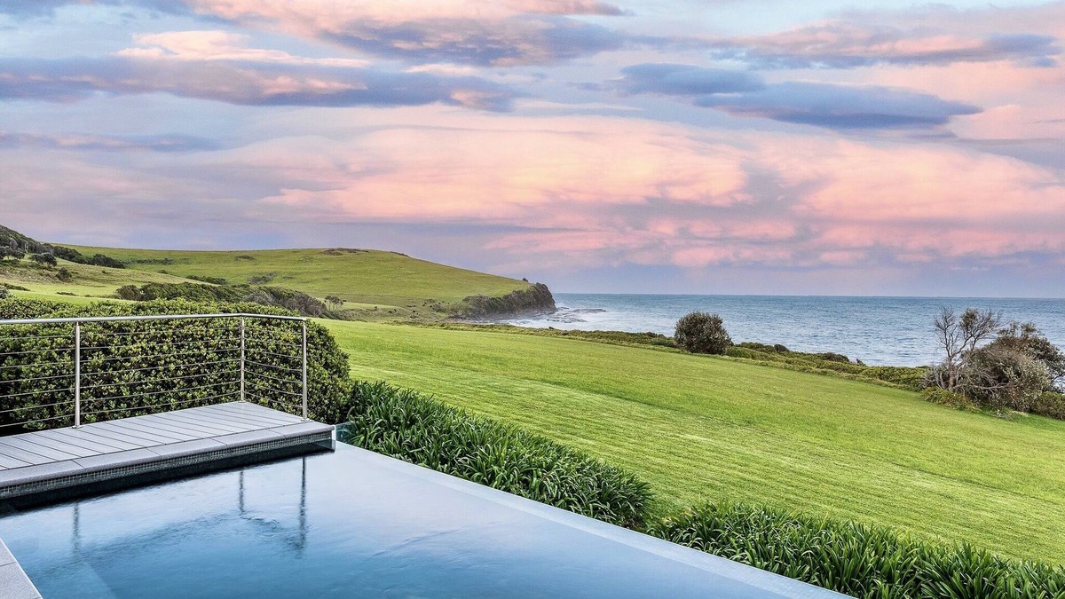 Gerroa House | LATITUDE 34.GERROA'S FAVOURITE LUXURY BEACH HOUSE!