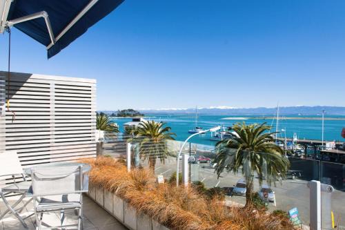 Stepneyville Apartment | Latitude Waterfront Apartment