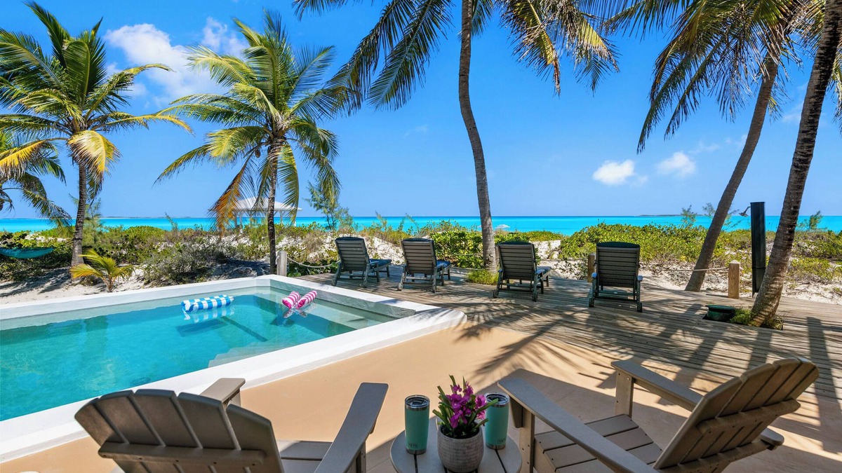 Jimmy Hill House | Lattitude Adjustment Luxury Gated Beach Front Paradise