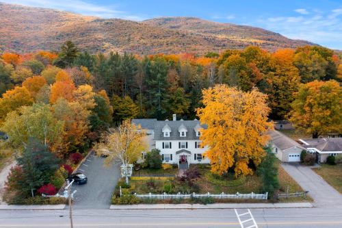 Lincoln Hotel | Launchpoint Lodge