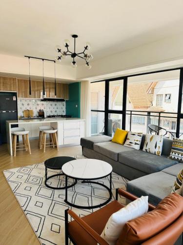 Nairobi Upper Hill Apartment | Laurel Hill Suites - Elegant & Comfy 3-Bedroom Suite With Pool, Restaurant, Sauna, Bistro, Gym, Office Space, Fast Wi-Fi & City Views