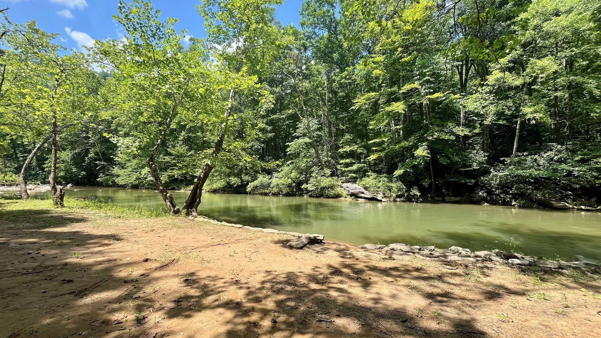 Independence Cabin | Laurel Lodge is located on private stream in Independence, WV