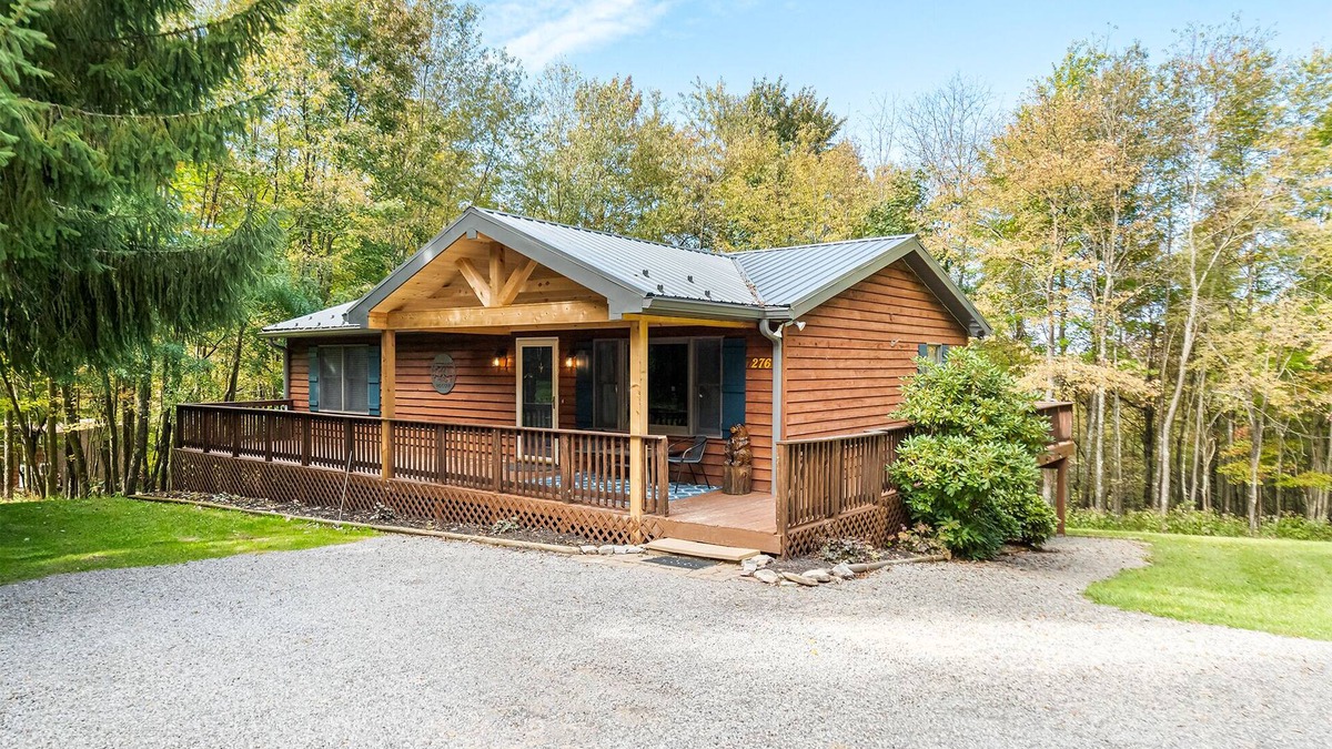 McHenry House | Laurel Ridge | Dog Friendly, Close to Wisp Resort