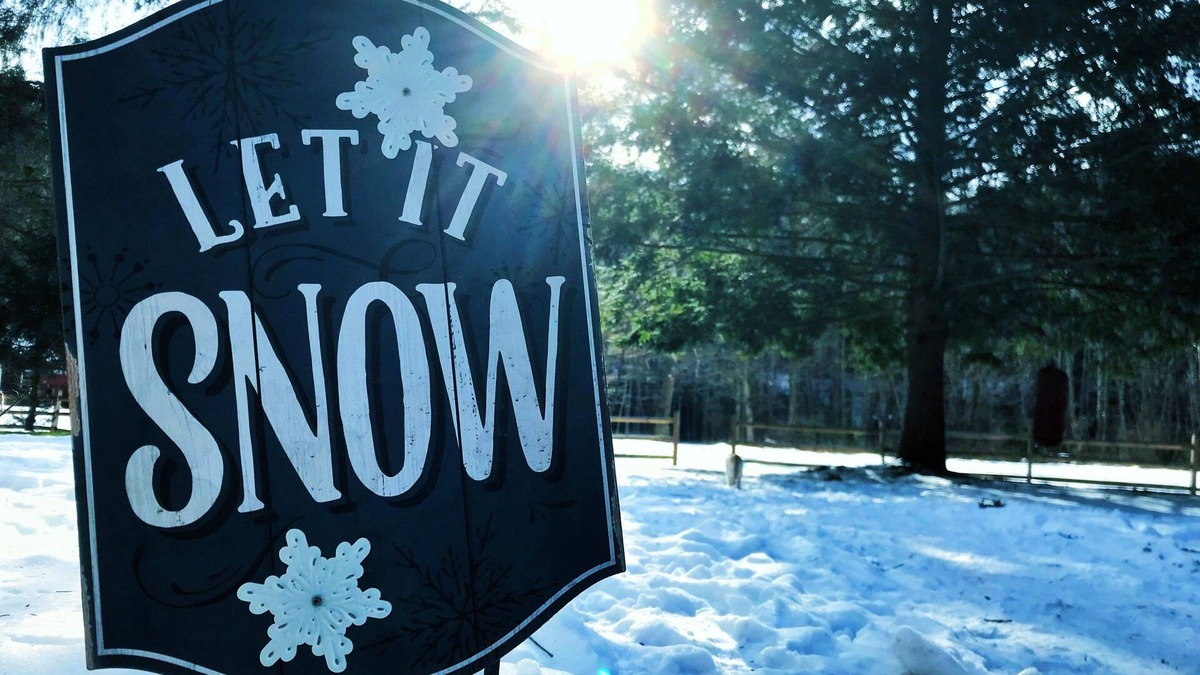 Davis Bed & Breakfast | Laurel River Club Bed & Breakfast
