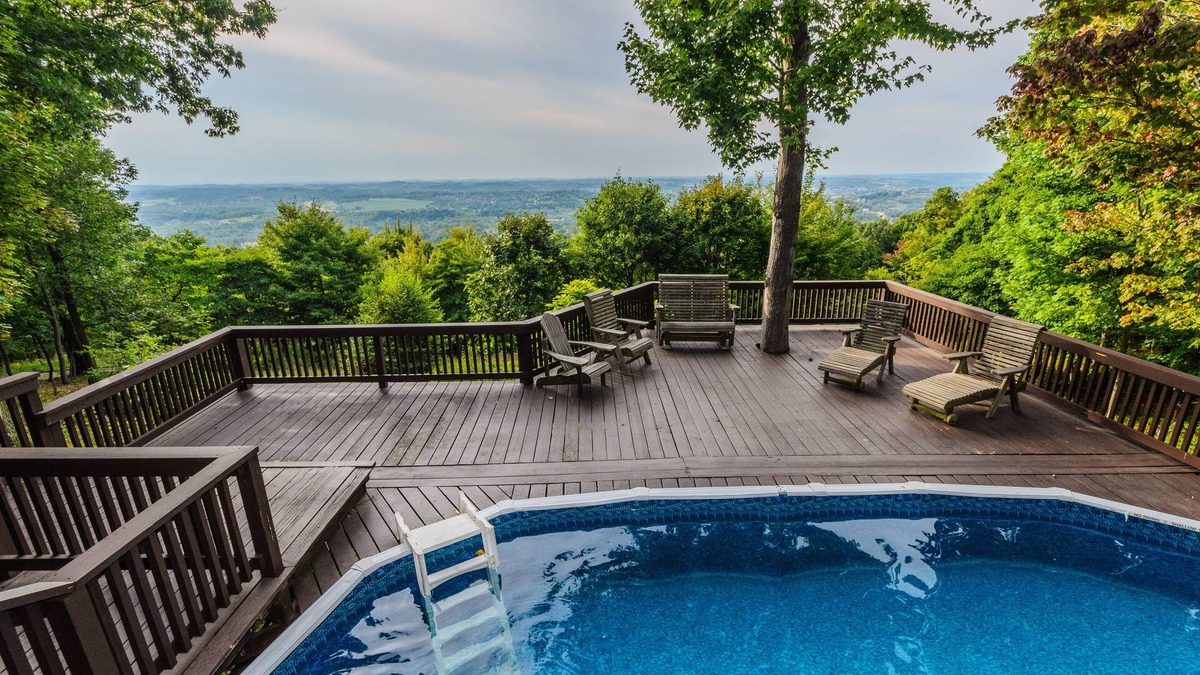 Brownfield Cabin | Laurel View Retreat | 8BR, 3BA, Pool, Hot Tub, Amazing Views