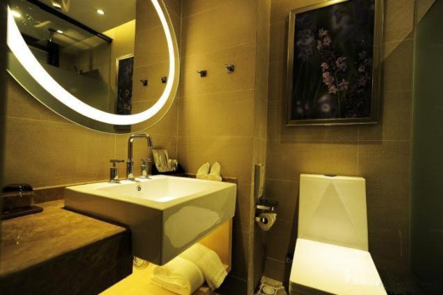Guiyang Hotel | Lavande Hotel Guiyang Huaguoyuan Shopping Mall