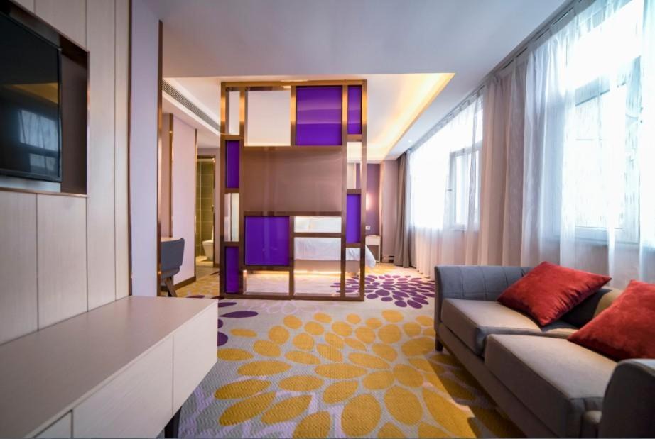Yishui County Hotel | Lavande Hotel Yishui Wande Plaza