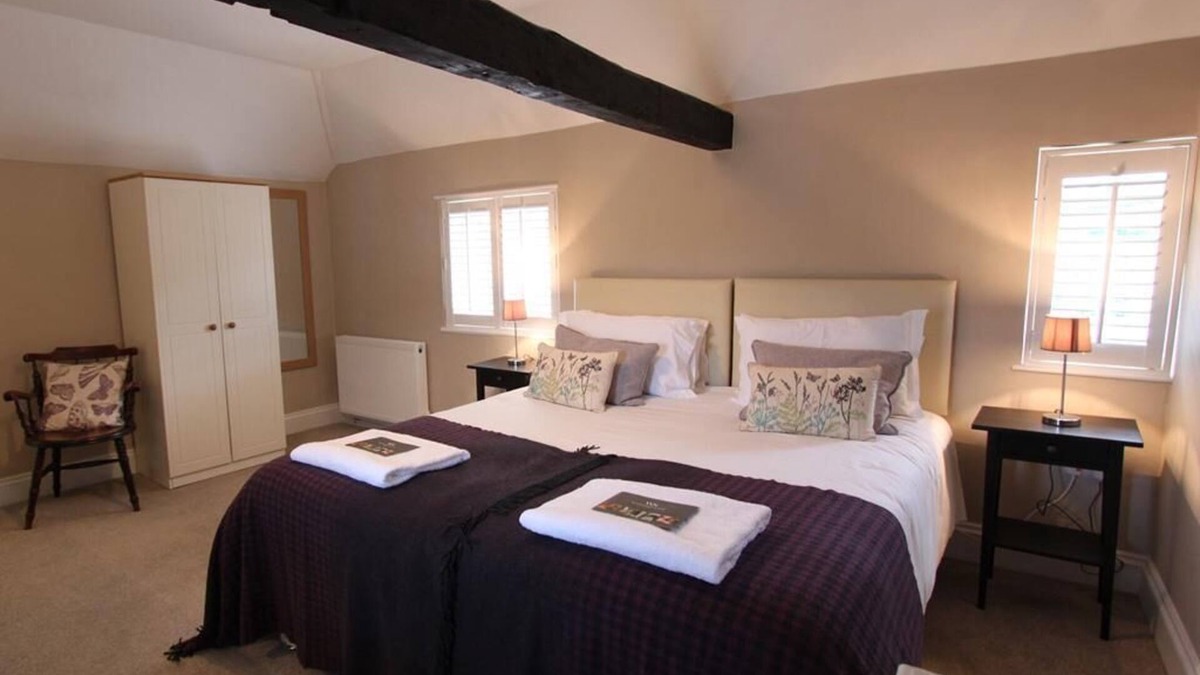 Charlton Apartment | Lavant at Woodstock Suites