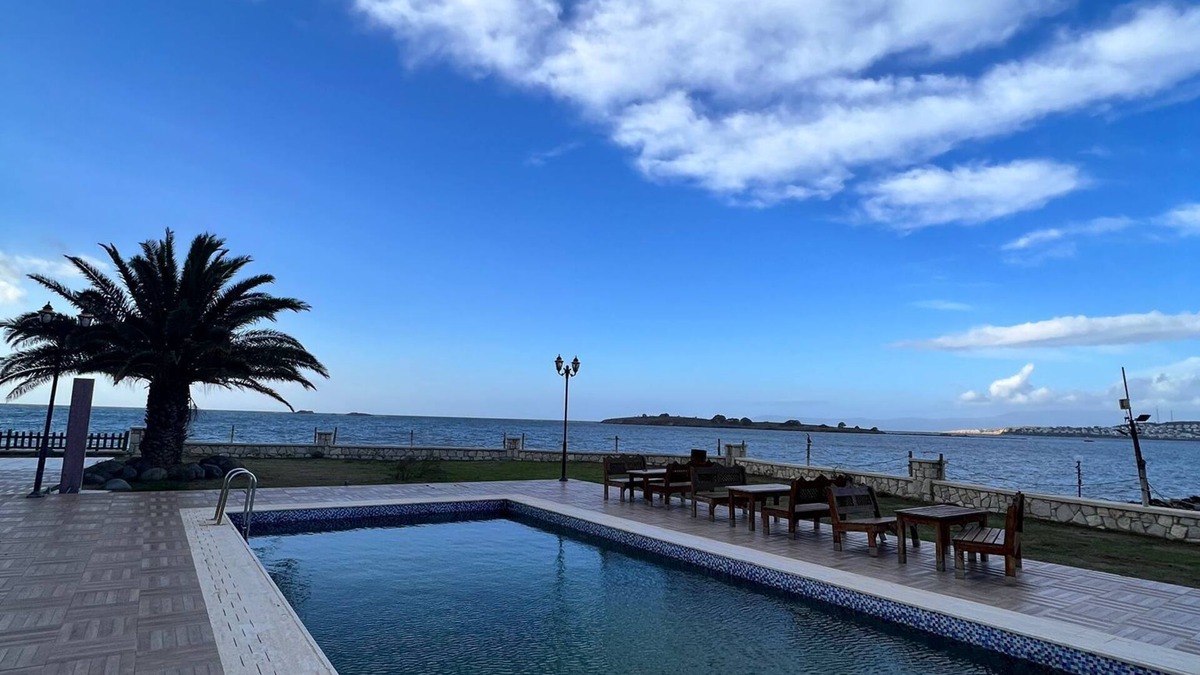 Seferihisar Hotel | Lavantali Konak- Taşev Otel ve Restoran