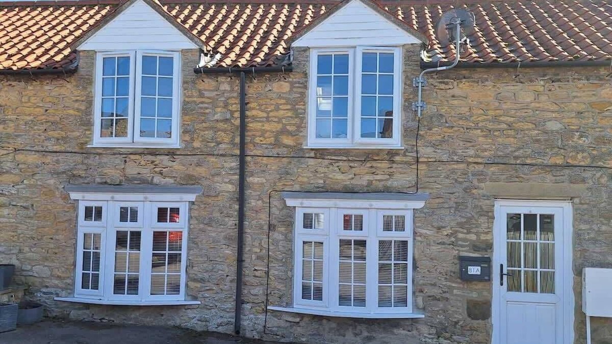 Snainton Cottage | Lavender Cottage - a beautiful quirky cottage