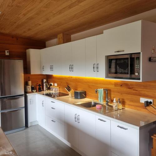 Duvauchelle House | Lavender Cottage at Akaroa Lavender