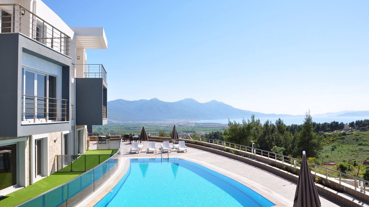Kusadasi City Centre Apartment | Lavender Studio 1+1