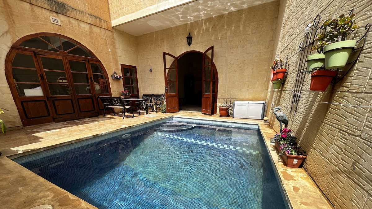 Birbuba House | Lavender - Traditional House of Character in Gharb, Gozo.