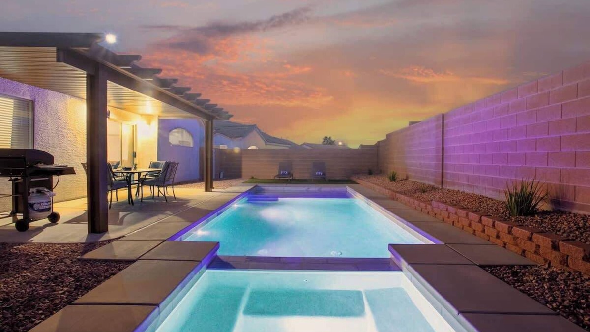 North Las Vegas House | Lavish 4BR Vegas Pool House w/Heated Pool + Spa
