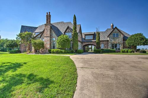 Weston House | Lavish Celina Home with Patio and Game Room!