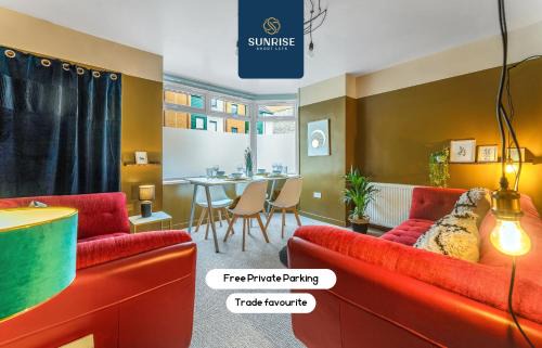 Dundee Apartment | LAW 2 - has 3 rooms, 5 Beds, 1 Bathroom, Free Parking, WiFi, Contractors, Tourists, Relocation, Business, Travellers, Central - Long Stays, INVOICE and REDUCED PRICE are only via SUNRISE SHORT LETS Dundee