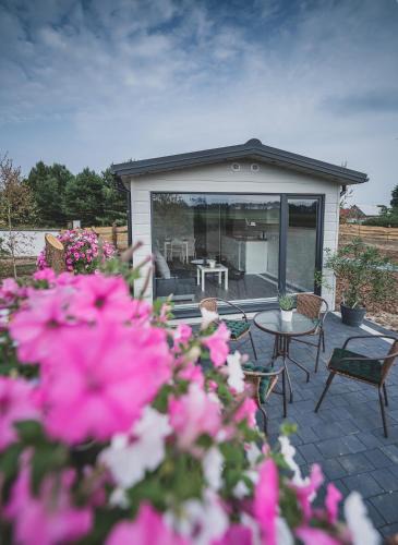 Sominy House | Lawendowy Zakątek 3 domek z balią