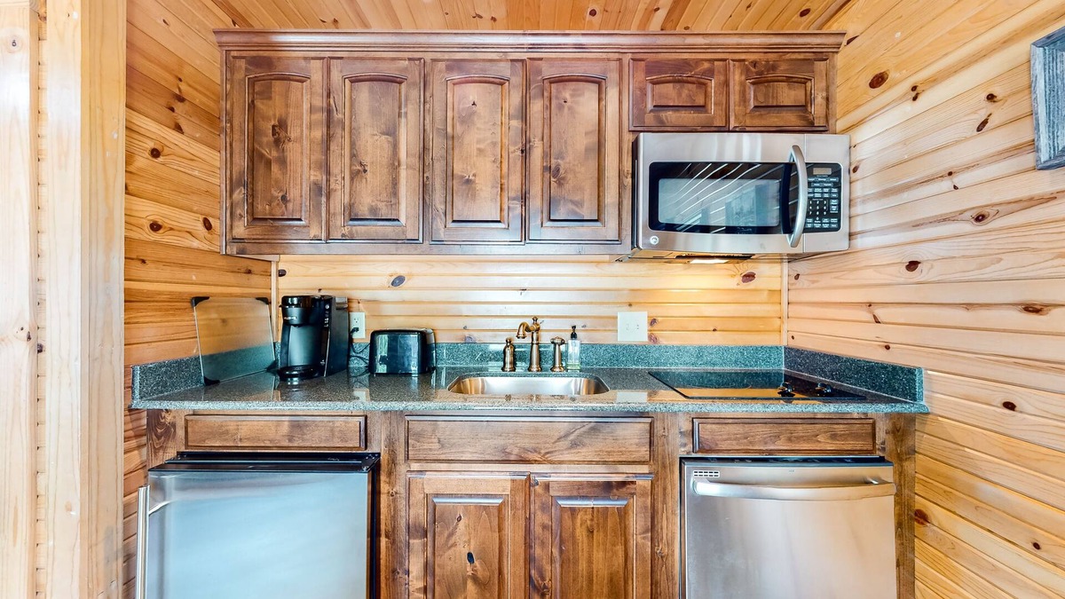 Maysville Cabin | Lay Z Lin Z Cabin | Cabin in Bentonville