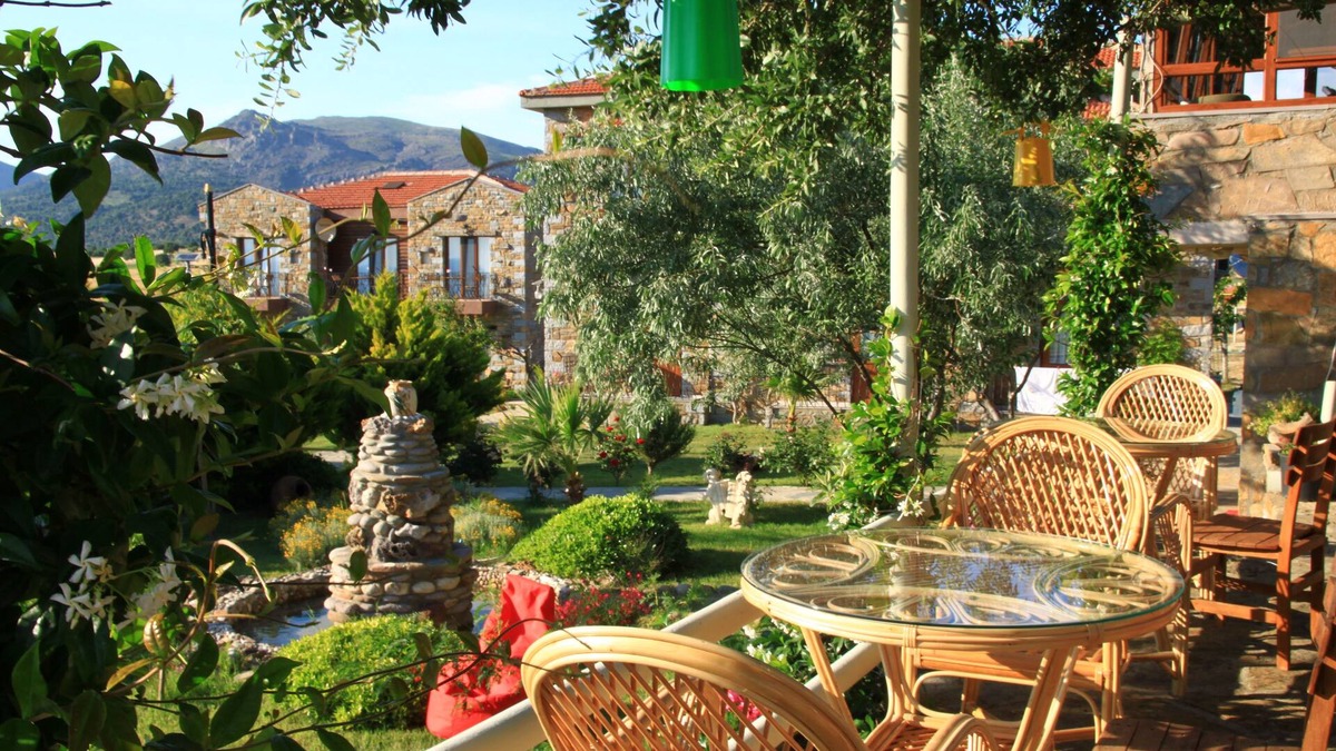 Gokceada Hotel | Laz Koyu Konukevi