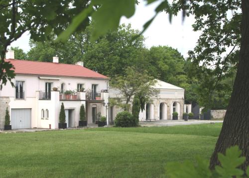 Boleslawiec Apartment | Lazurowa Prowansja - Agroturystyka Villa Toscana