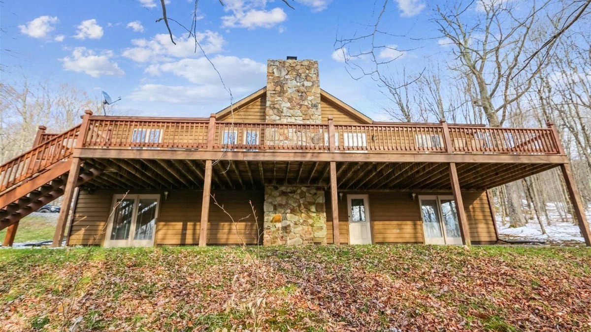 Old Timberline Ski Chalet | Lazy Bear - 637 Fern Lane Lazy Bear - 637 Fern Lane