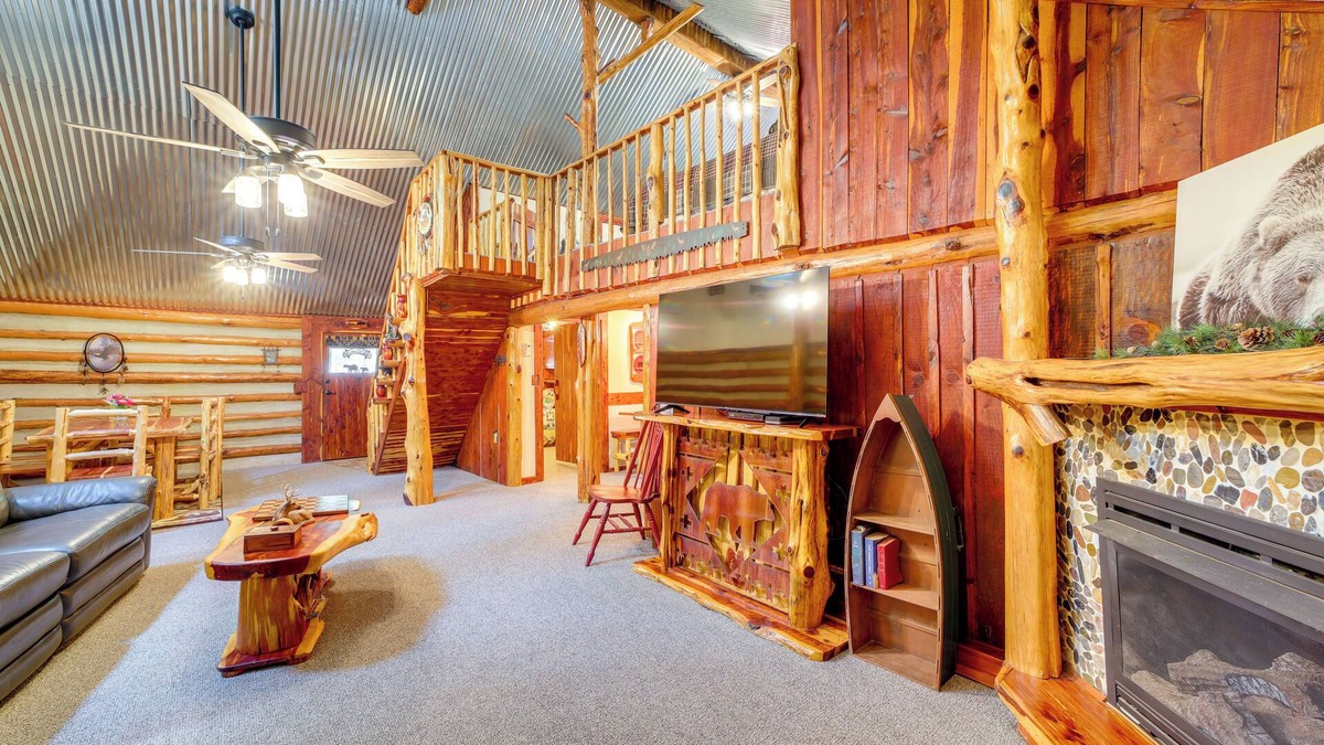 Tuskahoma Cabin | Lazy Bear Cabins 2 at Tuskahoma Near Sardis Lake!