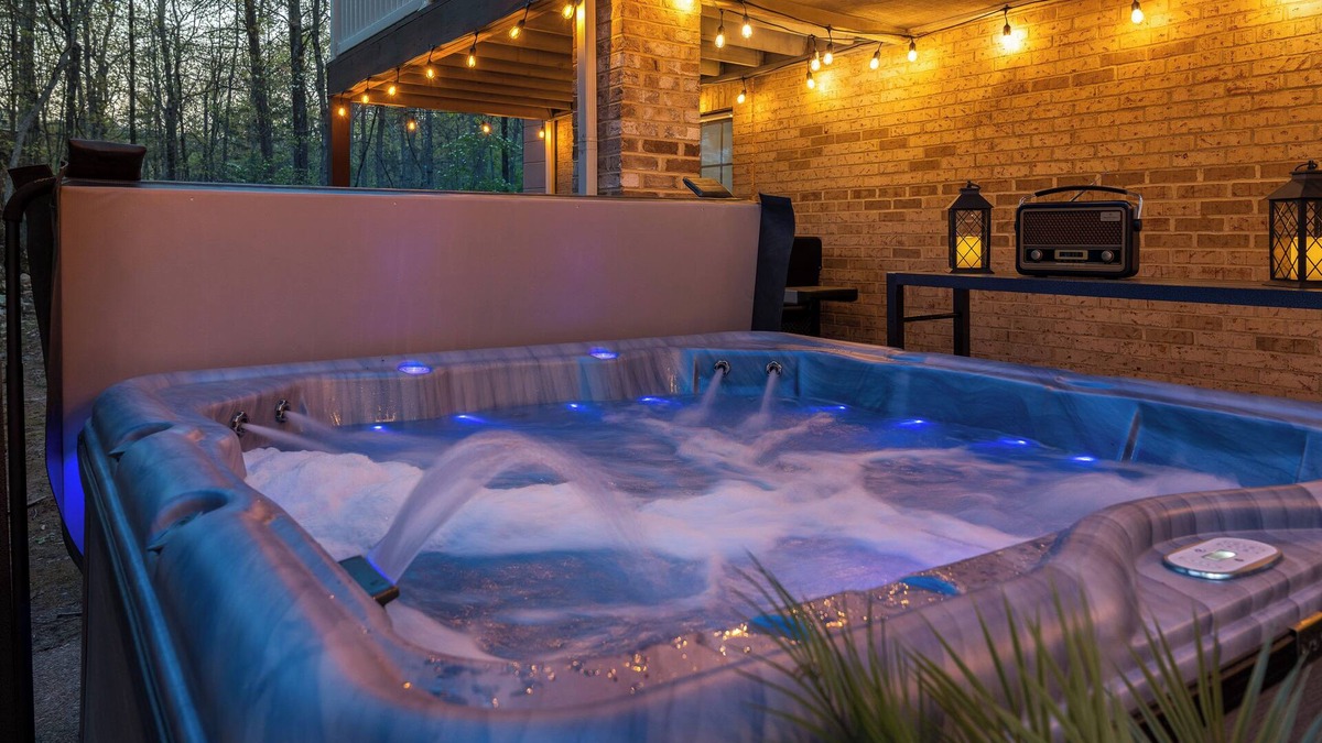 Massanutten House | Lazy Bear Lodge/Game Room/Theater Room/Hot Tub