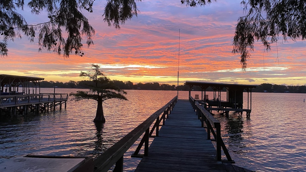 St. Joseph House | Lazy Bear Lodge — The Sandifer’s House on Lake Bruin