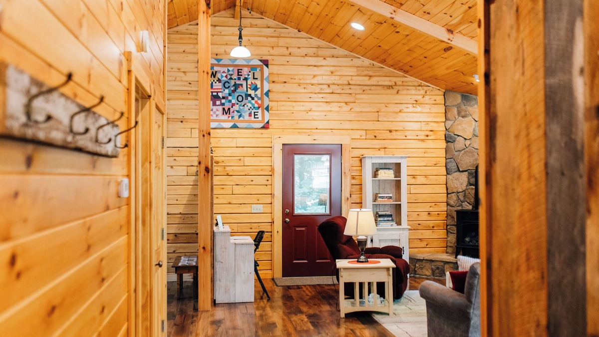 Millersburg Cabin | Lazy Days by Rocky Hill Cabins