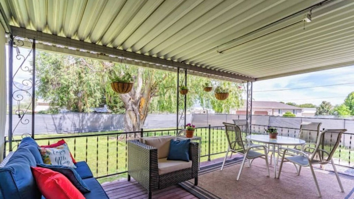 Taylorsville House | Lazy P Ranch House