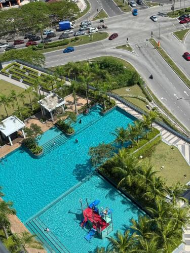 Puchong Apartment | LBS Skylake Residence - TheMalaikaHomestay