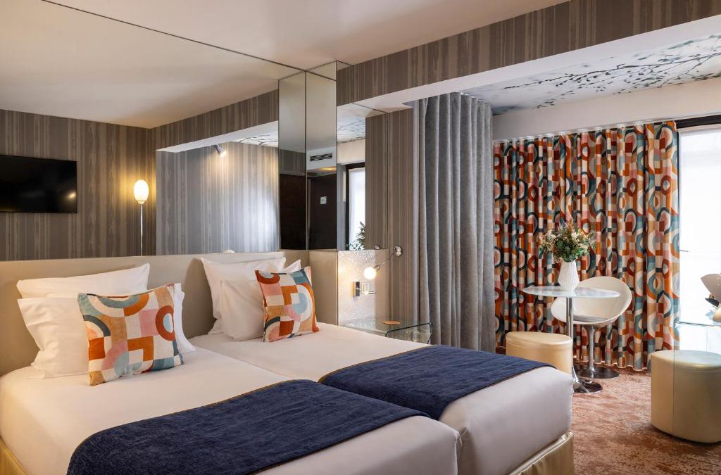 7th Arrondissement Hotel | Le 7 Eiffel Hotel by Malone